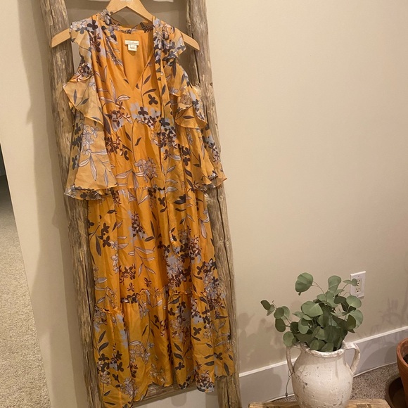 Shoshanna Elena Floral Silk Dress - As Worn by Jessica Alba - Picture 3 of 8